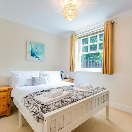 Pass The Keys Quiet 2-Bed Apartment On The Ground Floor 캔터베리 외부 사진