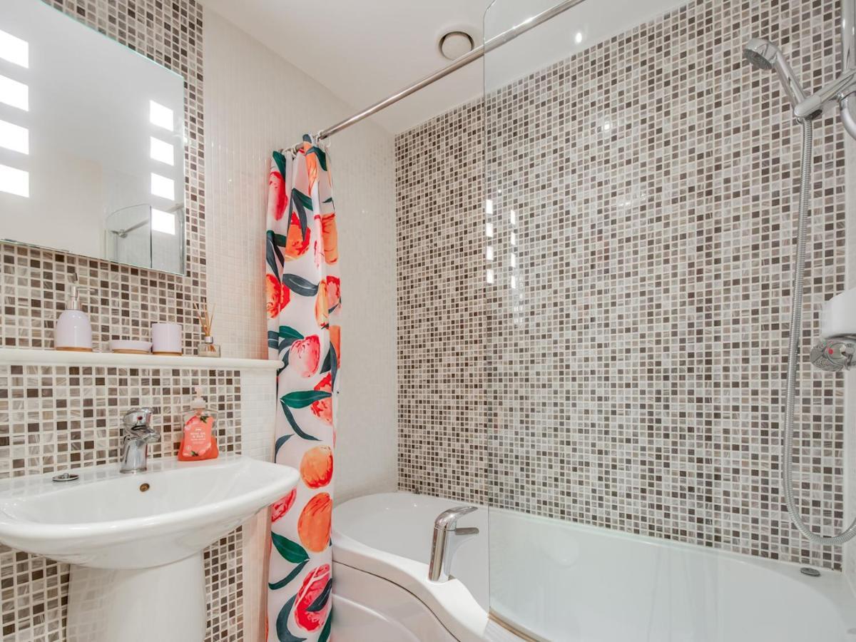 Pass The Keys Quiet 2-Bed Apartment On The Ground Floor 캔터베리 외부 사진